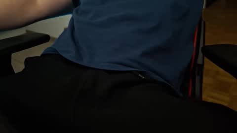 pryli27 online show from March 19, 2026, 12:47 am