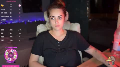 Queen of Pain online show from September 22, 2025, 10:28 am