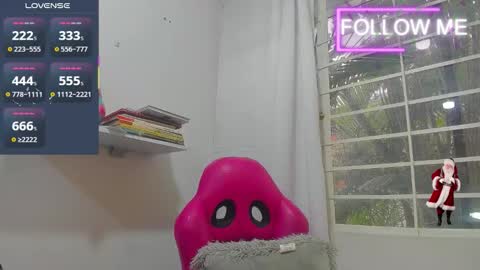 psique_naughty2 online show from November 24, 2025, 12:27 pm