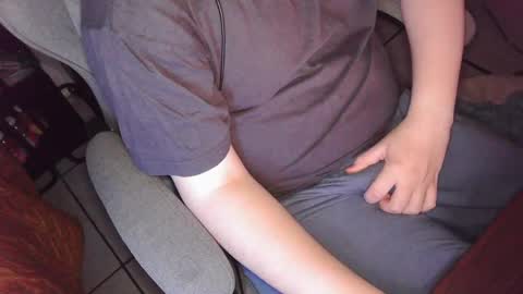 Snapshot of pt35l chatting on June 6, 2026, 3:11 am your mysterious man online show from June 6, 2026, 3:11 am
