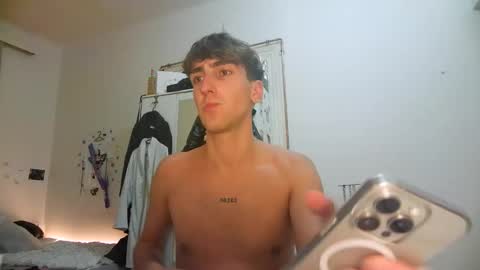 pttvnvkk online show from January 28, 2025, 8:47 pm