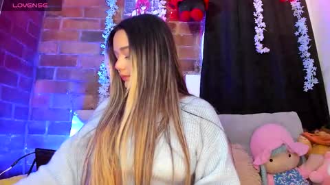 Snapshot of pucaa_ chatting on September 15, 2025, 2:00 am Emma Rico   model indep online show from September 15, 2025, 2:00 am