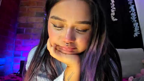 Snapshot of pucaa_ chatting on October 1, 2025, 2:17 am Emma Rico   model indep online show from October 1, 2025, 2:17 am