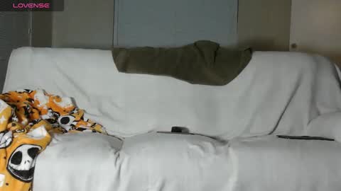 pufftropica online show from February 8, 2026, 1:53 am