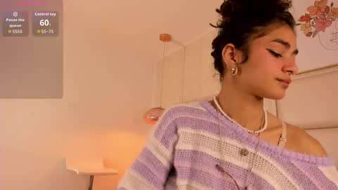 Snapshot of puffy_hearth chatting on September 19, 2025, 5:35 pm Puffy  online show from September 19, 2025, 5:35 pm