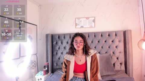 Snapshot of puffy_hearth chatting on October 15, 2025, 5:35 pm Puffy  online show from October 15, 2025, 5:35 pm