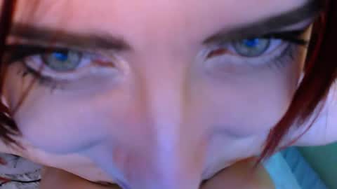 EsteticHouse online show from April 28, 2026, 2:27 am