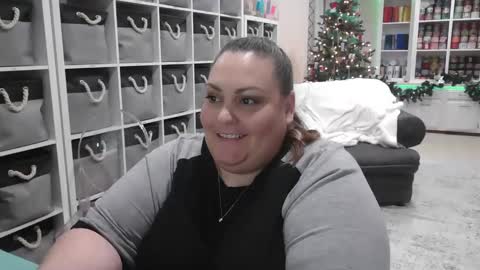Puggie -  online show from December 17, 2024, 10:00 pm