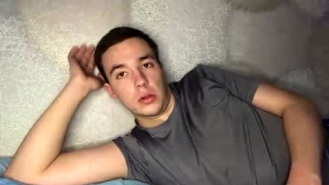 pum_pum_pum online show from February 8, 2025, 2:38 pm