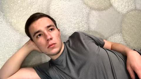 pum_pum_pum online show from February 8, 2025, 9:15 pm