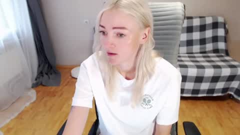 Polly online show from June 10, 2026, 6:23 am