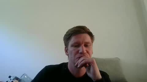 punkindrublic25 online show from May 16, 2026, 6:21 am