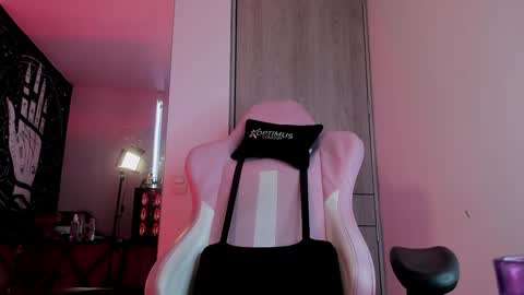 punkyfoxx online show from January 18, 2025, 5:15 pm