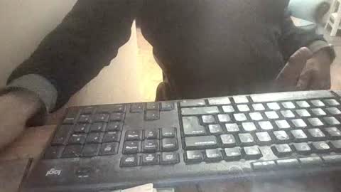 pup_y online show from March 19, 2026, 7:51 pm