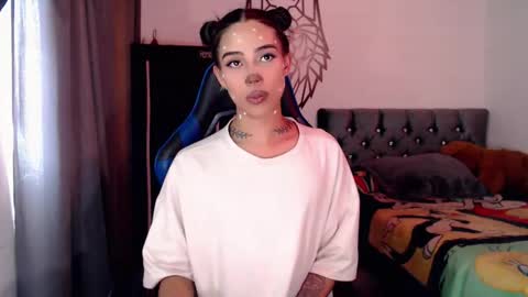 Cris online show from October 21, 2025, 7:03 pm