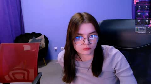 Snapshot of pure_radiance chatting on December 11, 2024, 3:47 pm Ask me3 online show from December 11, 2024, 3:47 pm