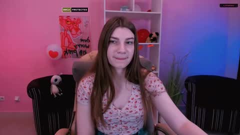 Snapshot of pure_radiance chatting on March 6, 2025, 9:47 am Ask me3 online show from March 6, 2025, 9:47 am