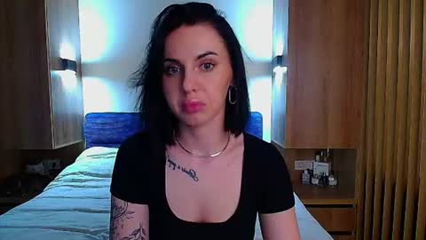 Julia online show from June 26, 2026, 3:05 pm