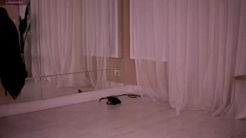 Emily online show from February 1, 2026, 4:11 am