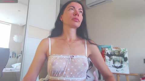 Marina online show from September 28, 2025, 9:25 am