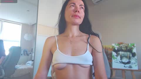 Marina online show from October 29, 2025, 1:46 pm