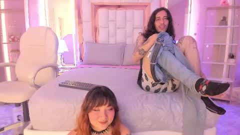Experienced guys  online show from June 17, 2026, 7:59 pm