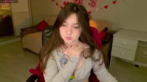 Bella online show from November 20, 2025, 5:40 am