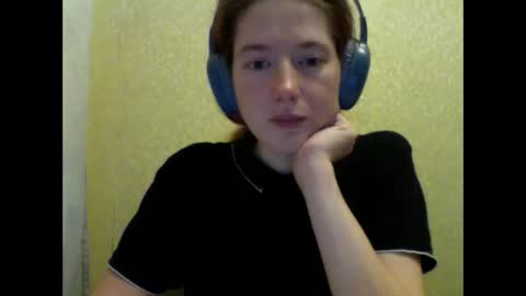 purple_cat55 online show from December 11, 2024, 11:00 pm