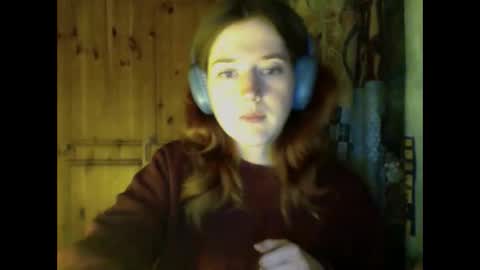 purple_cat55 online show from February 13, 2025, 4:17 pm