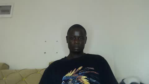 purple_hearts online show from February 15, 2026, 7:51 am