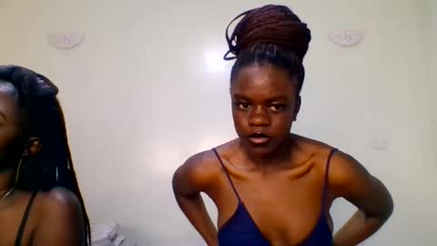 purple_honey1 online show from May 8, 2026, 4:12 pm