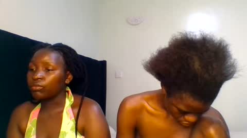 Snapshot of purple_honey2 chatting on June 27, 2026, 7:57 am Honey online show from June 27, 2026, 7:57 am