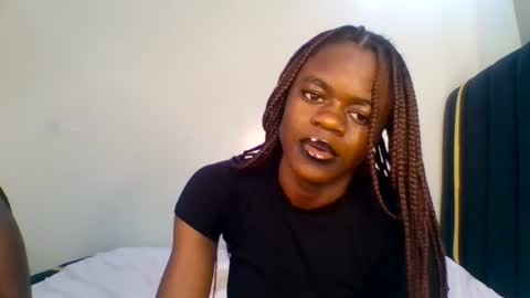 Snapshot of purple_honey2 chatting on July 9, 2026, 6:12 pm Honey online show from July 9, 2026, 6:12 pm