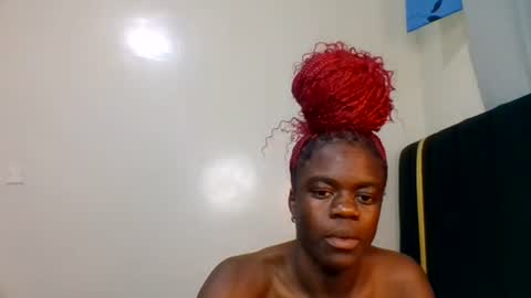 Snapshot of purple_honey2 chatting on July 28, 2026, 6:20 pm Honey online show from July 28, 2026, 6:20 pm