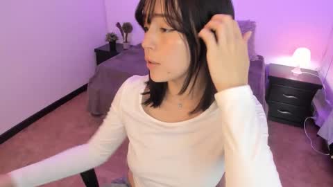 Snapshot of purple_slut_ chatting on October 25, 2025, 4:20 am Anna  online show from October 25, 2025, 4:20 am