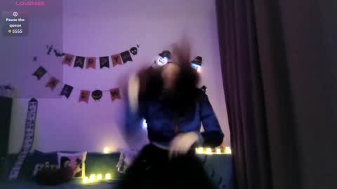 Snapshot of purplebutterfly1510 chatting on October 30, 2025, 8:31 pm Katie online show from October 30, 2025, 8:31 pm