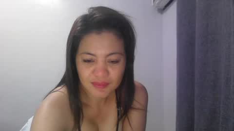 Snapshot of purpledust06 chatting on July 21, 2026, 9:50 pm Athena online show from July 21, 2026, 9:50 pm