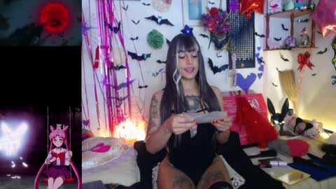 Snapshot of purplekattlyn chatting on April 10, 2026, 8:02 pm purplekattlyn online show from April 10, 2026, 8:02 pm