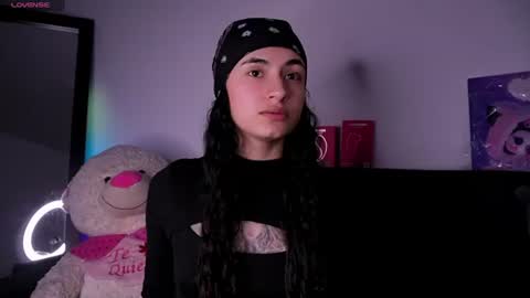 Alynn online show from July 7, 2026, 12:24 am