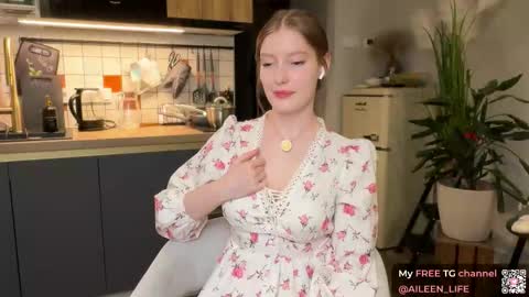 Snapshot of purrpure chatting on October 1, 2025, 7:31 pm Aileen online show from October 1, 2025, 7:31 pm