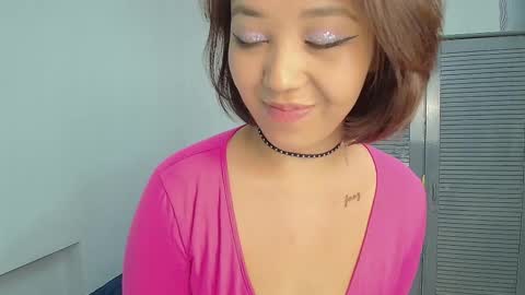 Miko online show from October 17, 2025, 5:37 pm