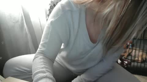 Snapshot of pussy_for_u chatting on February 9, 2025, 11:14 am Lara online show from February 9, 2025, 11:14 am