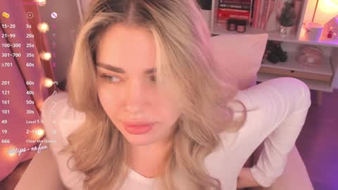 Snapshot of pussy_kattt chatting on January 9, 2025, 10:52 am kat follow online show from January 9, 2025, 10:52 am