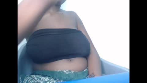 Snapshot of pussydollurz chatting on October 4, 2025, 11:19 am pussydollurz online show from October 4, 2025, 11:19 am