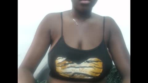 Snapshot of pussydollurz chatting on October 29, 2025, 7:43 am pussydollurz online show from October 29, 2025, 7:43 am