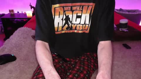 Snapshot of pussylover2182 chatting on February 4, 2025, 6:04 am pussylover2182 online show from February 4, 2025, 6:04 am