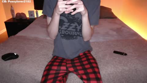 pussylover2182 online show from October 4, 2025, 3:15 am