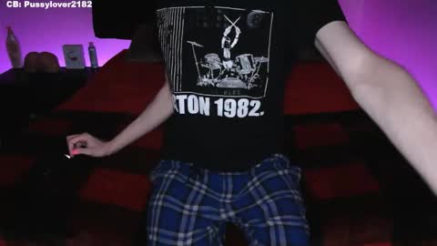 pussylover2182 online show from November 12, 2025, 6:03 am