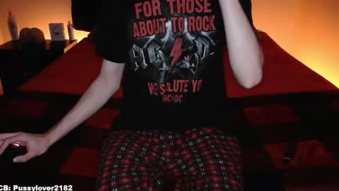 pussylover2182 online show from December 4, 2025, 4:00 am