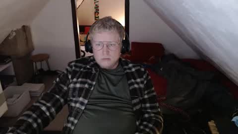 pussylovercb online show from May 11, 2026, 8:53 am